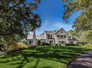 3936 Club Dr NE, Atlanta, GA 30319
