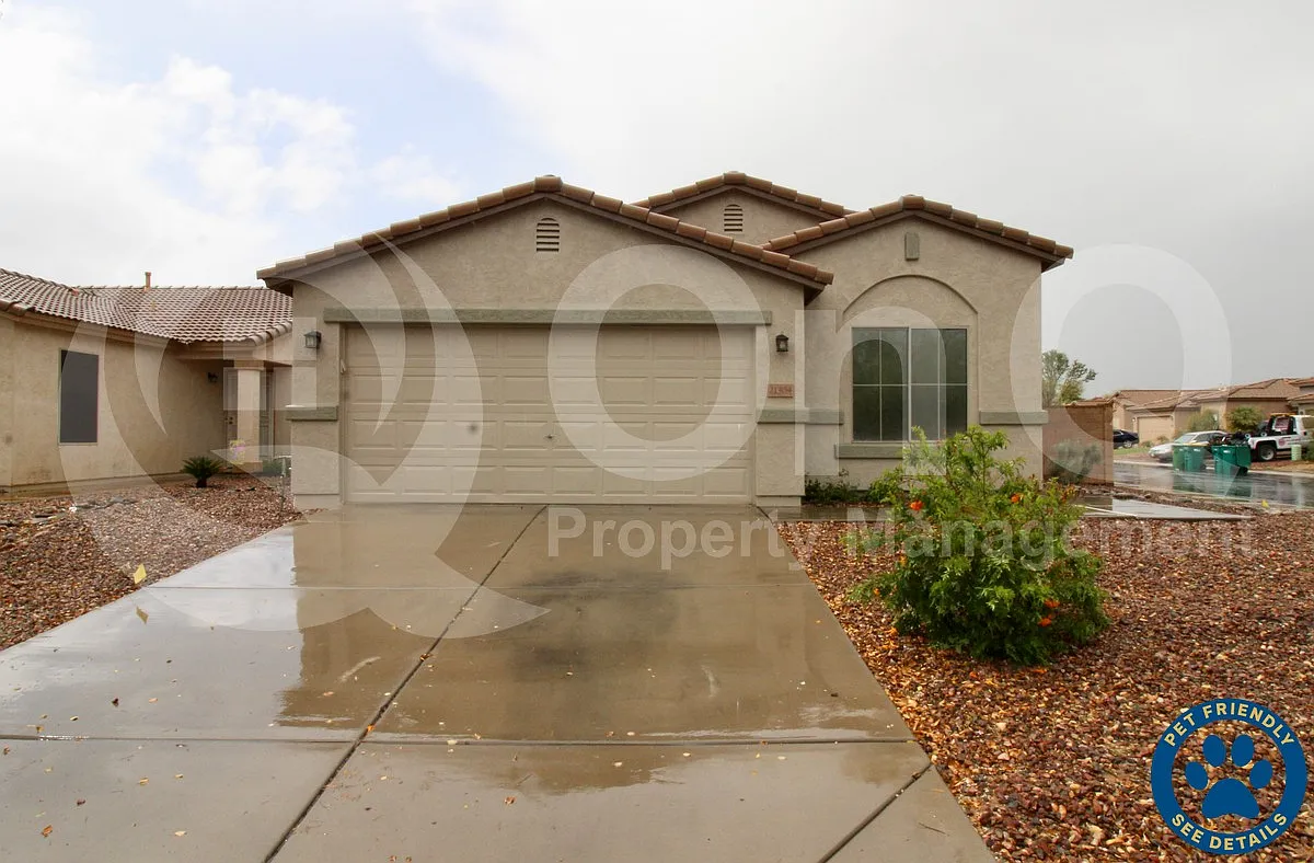 3 bed, 2.0 bath, 1277 sqft, $1,650 — Photo 1