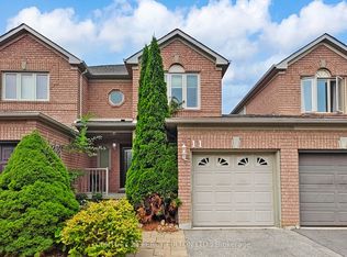 11 Birchcliffe Dr, Brampton, ON L6Z 4T3