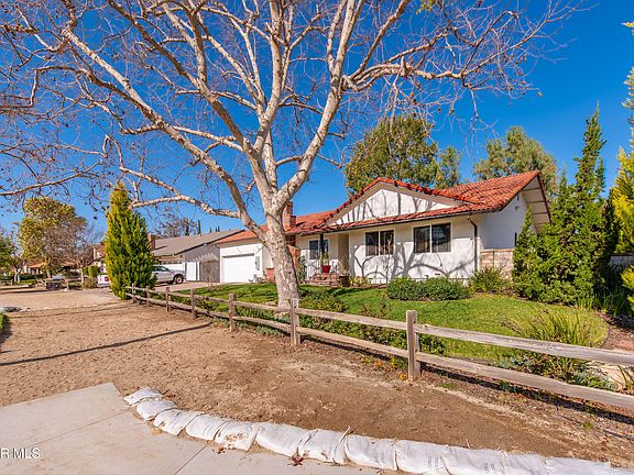 3rd image of 1625 Rambling Rd