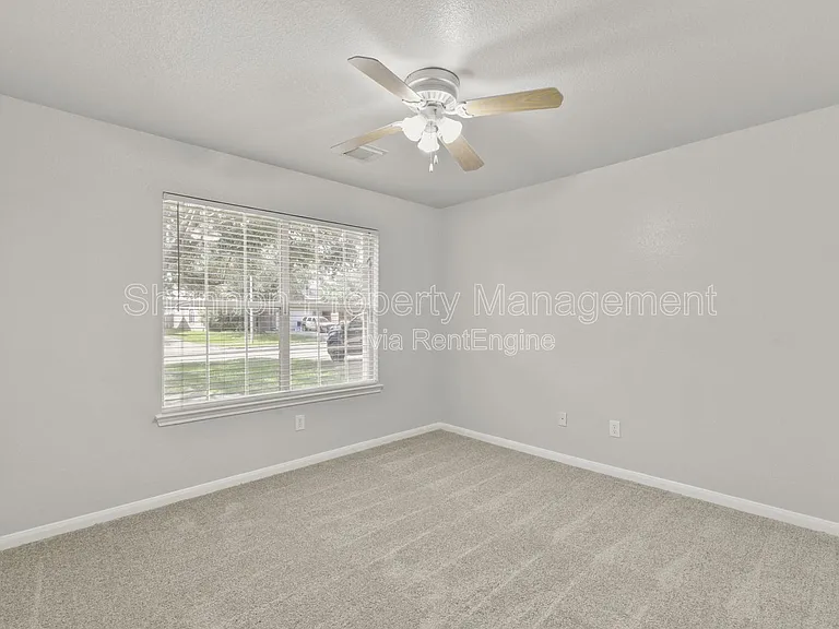 21106 Blackbluff Ct — Photo 17