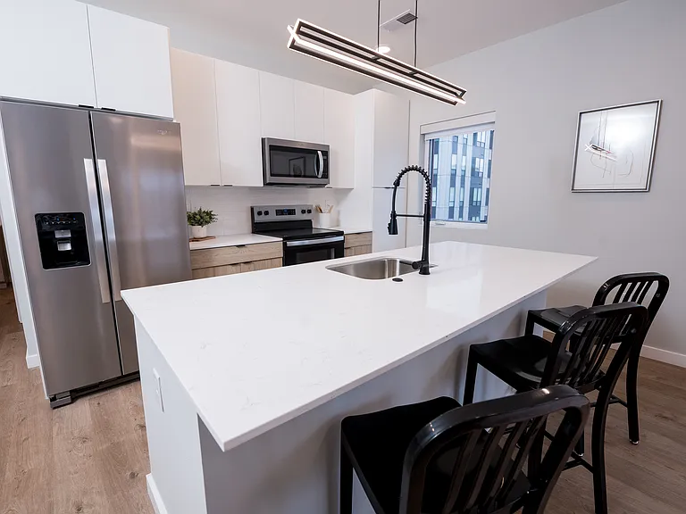 60 E Green St #506 — Photo 11