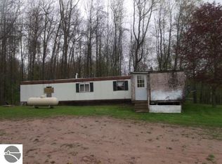 4665 E State Rd, Hale, MI 48739