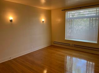 232 N Genesee St #300, Waukegan, IL 60085