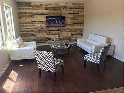1st image of 113 Peak Villa Ave