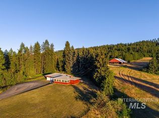 1011 Hall Rd, Viola, ID 83872