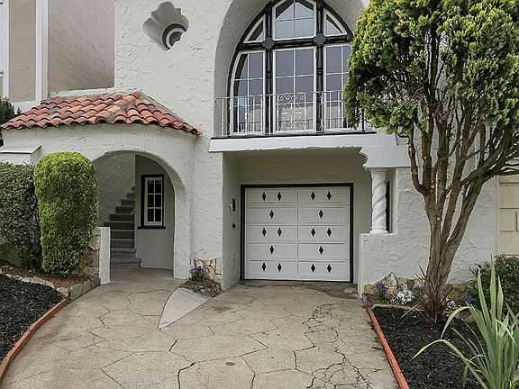 3rd image of 1921 17th Ave