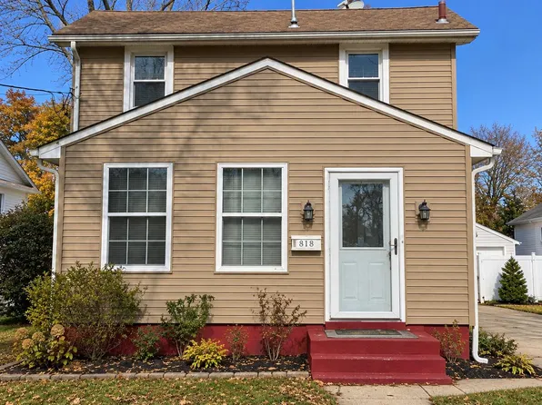 818 E Grape St, Vineland, NJ 08360