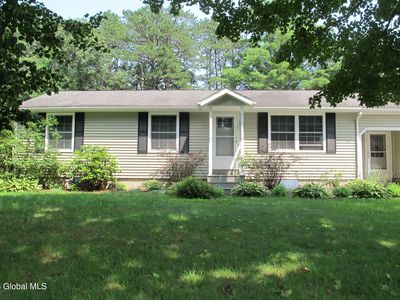 8 Stephanie Lane, Queensbury, NY, 12804