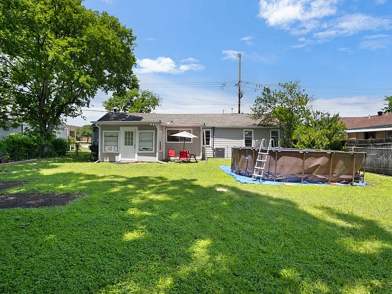 516 E Wintergreen Rd — Photo 23