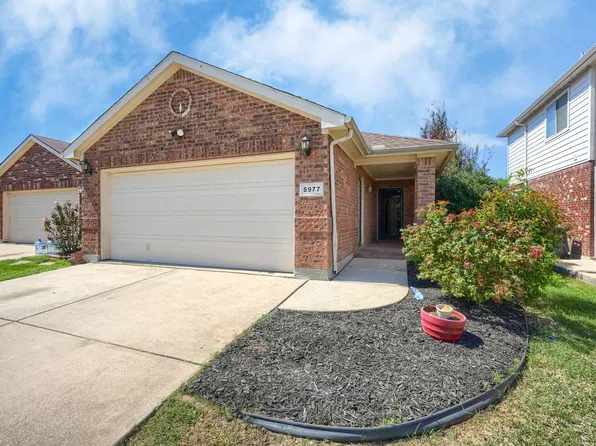 5977 Missy Ln, Fort Worth, TX 76131