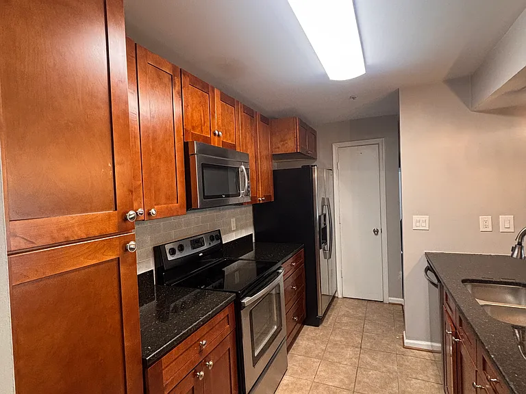14201 Wolf Creek Pl #6 — Photo 21
