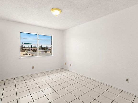 3rd image of 11701 Henry Phipps Dr