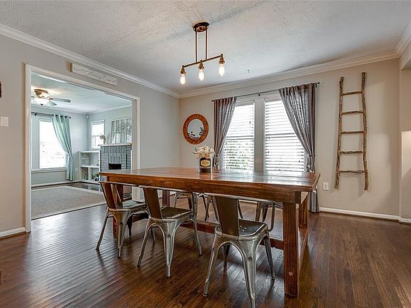 3rd image of 1018 Cedar Hill Ave