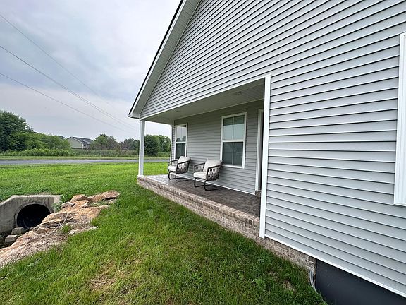 5th image of 101 Breathitt Ave #202