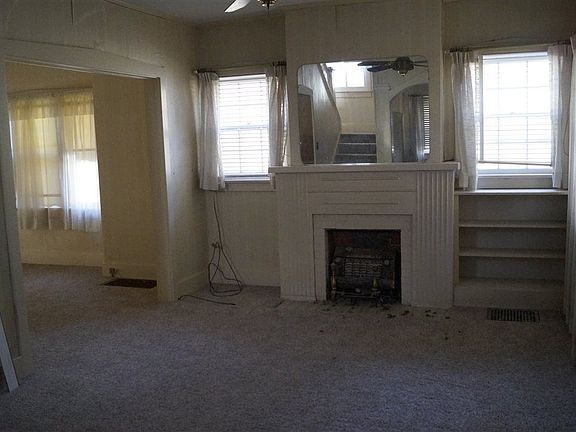 2nd image of 520 N B St
