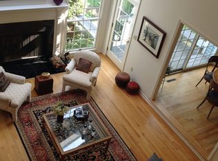 29 Princess Ln, Loudonville, NY 12211
