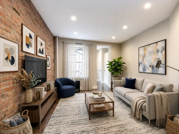 72 Carmine Street image 1 of 13