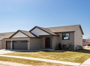 2614 Stacy St SE, Rochester, MN 55904