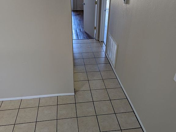 2nd image of 4302 E Fairmount St #130