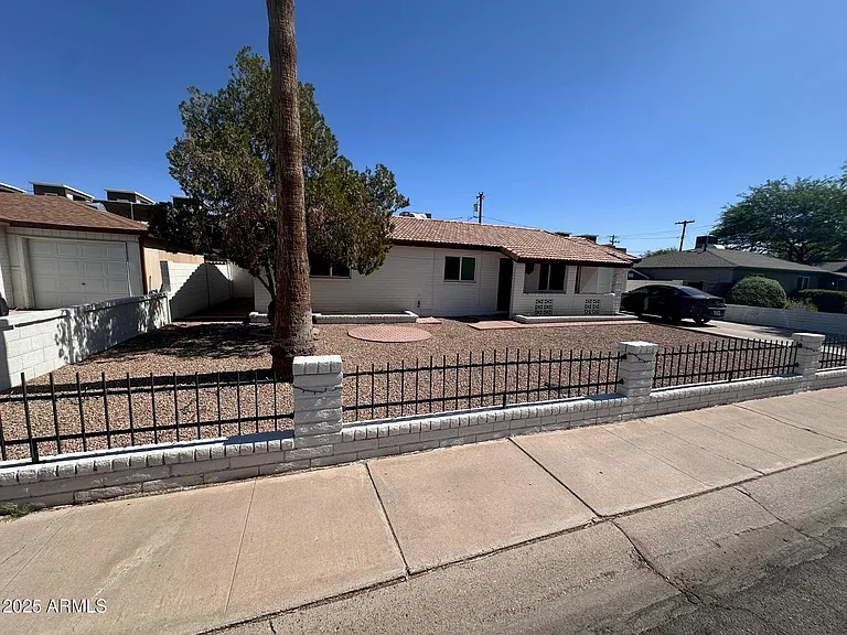 1408 E Orange St #2 — Photo 24