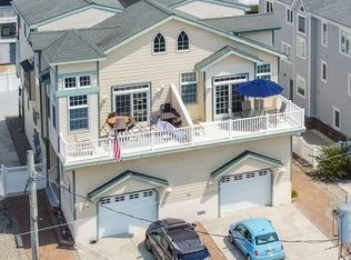 17 69th St #W, Sea Isle City, NJ 08243