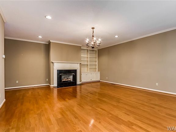 5th image of 1703 Duval St