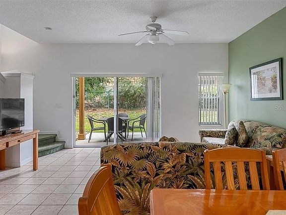 5th image of 1055 PARK RIDGE CIRCLE
