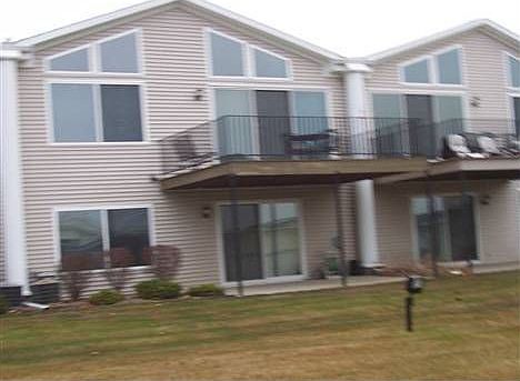 1st image of 855 Crystal Ln