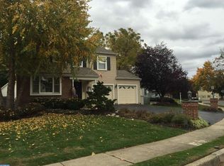 4 Amanda Dr, Broomall, PA 19008