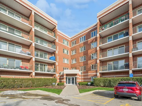 6400 W Berteau Ave APT 308, Chicago, IL 60634