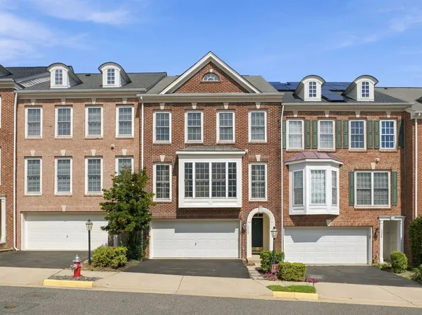 3342 Wilton Crest Ct, Alexandria, VA 22310