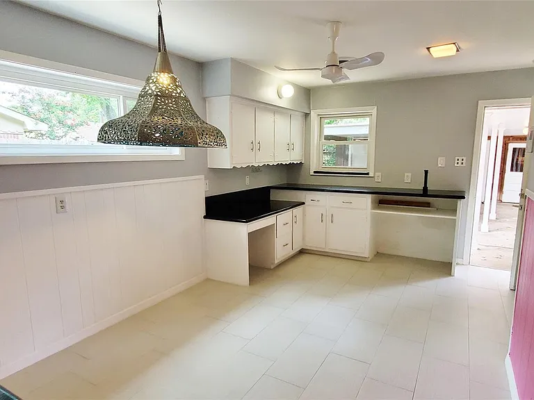 5630 Edith St — Photo 9