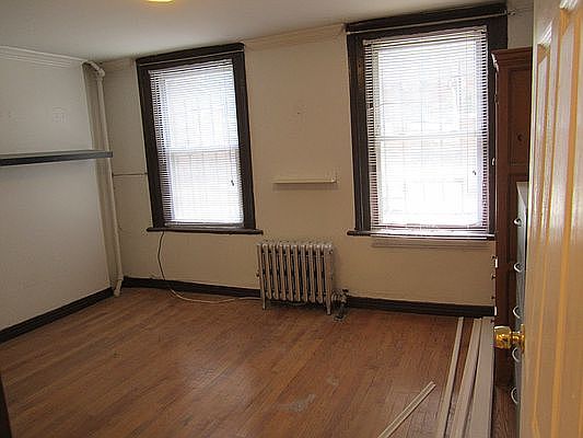 5th image of 157 Clifton Pl #A1