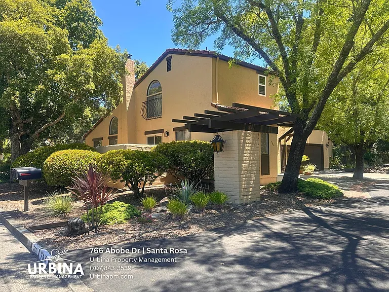 766 Adobe Dr — Photo 17