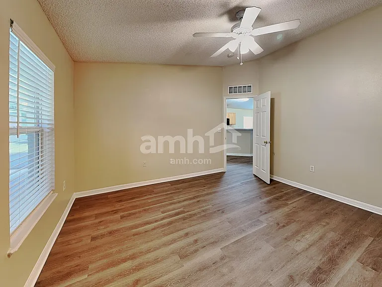 7187 Rutland Ct — Photo 11