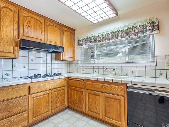 4th image of 16440 Londelius St