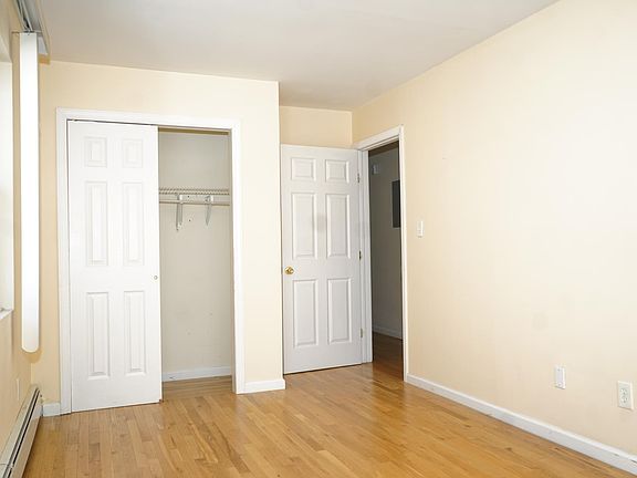 3rd image of 23024 Lansing Ave #2