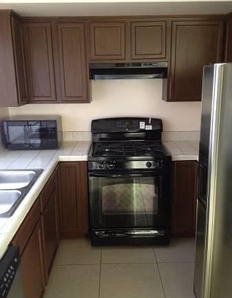 4th image of 250 S Harvard Blvd APT 1