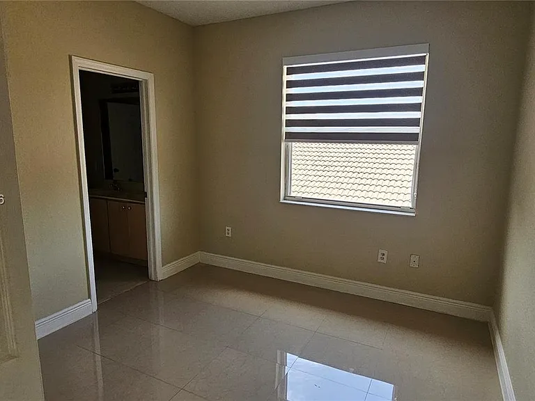 23663 SW 107th Ct — Photo 20