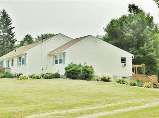 3225 Groth Rd, La Fayette, NY 13084