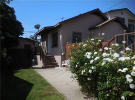 959 W 17th 1/2 Bay, San Pedro, CA