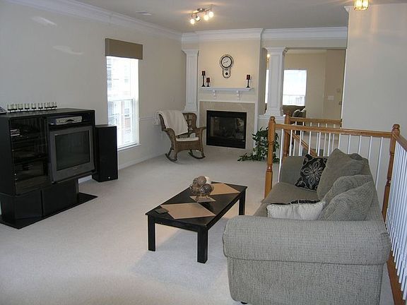 2nd image of 11576 Cavalier Landing Ct #901B