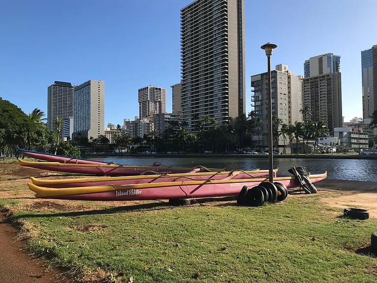 Paddling Club close by