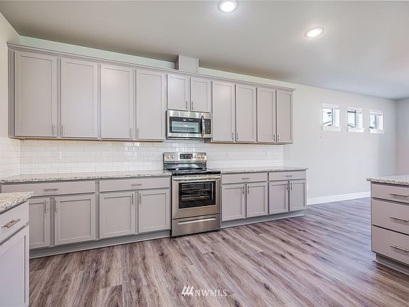 2nd image of 2802 28th Street NE