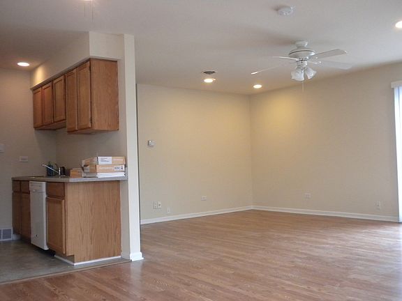 5th image of 7967 164th Ct #116