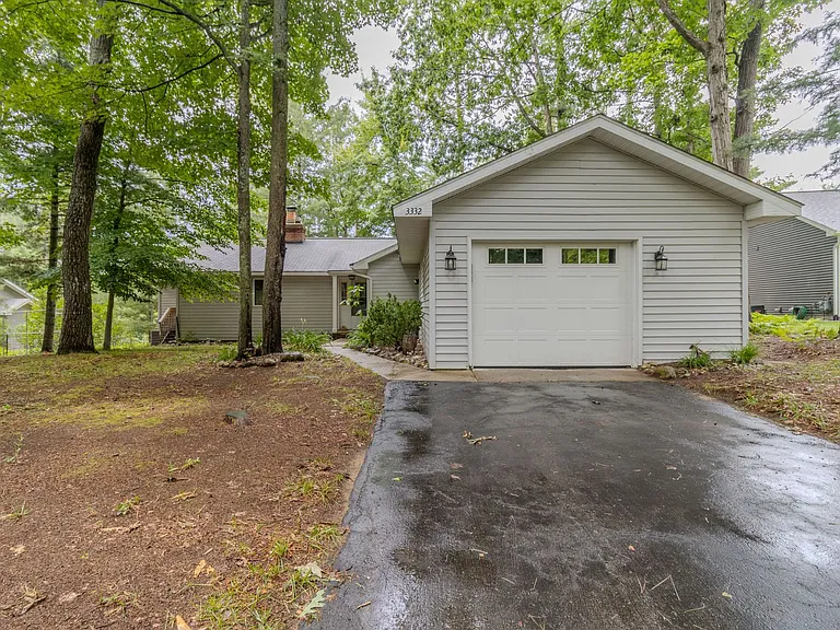 3332 Tibbets Dr — Photo 33
