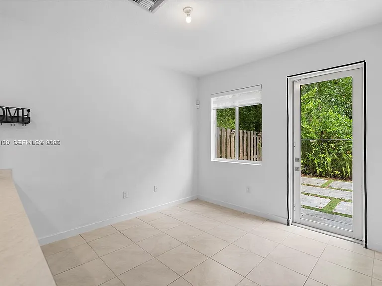 1385 NW 208th Ter #1385 — Photo 17
