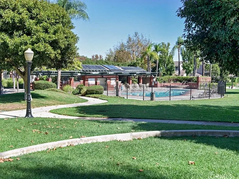 25 Coronado Ct — Photo 10