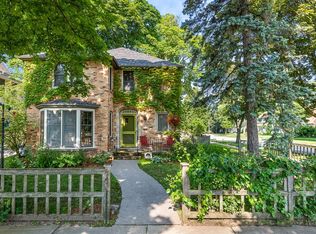 623 S Mueller St, Appleton, WI 54914